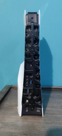 playstation-5-slim-disc-version-big-4