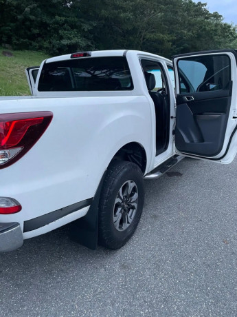 mazda-bt-50-pickup-big-2