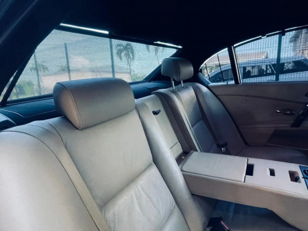 bmw-5-series-2007-e60-525i-big-3